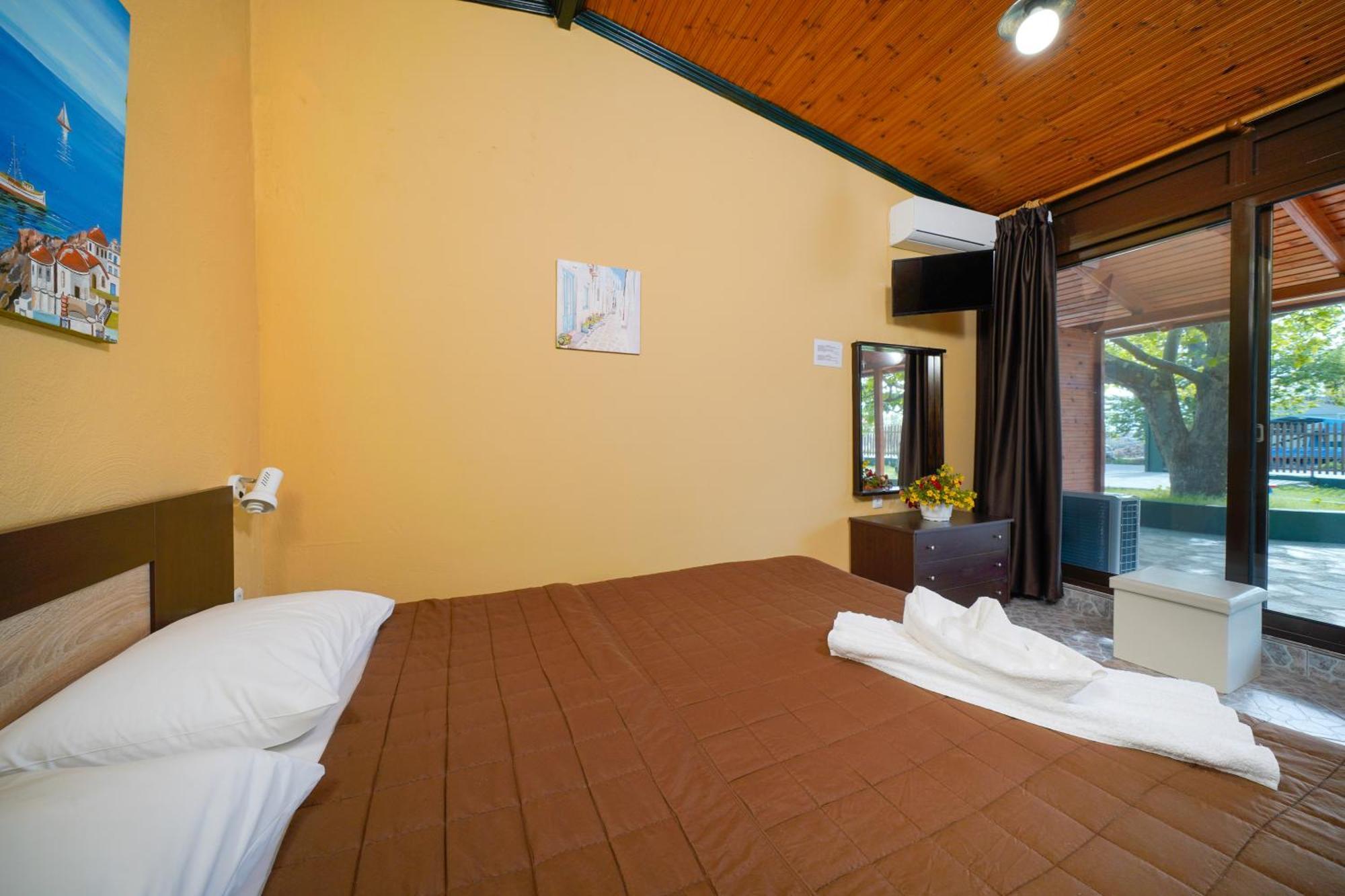 Platanes Apartments Skála Marión Zewnętrze zdjęcie